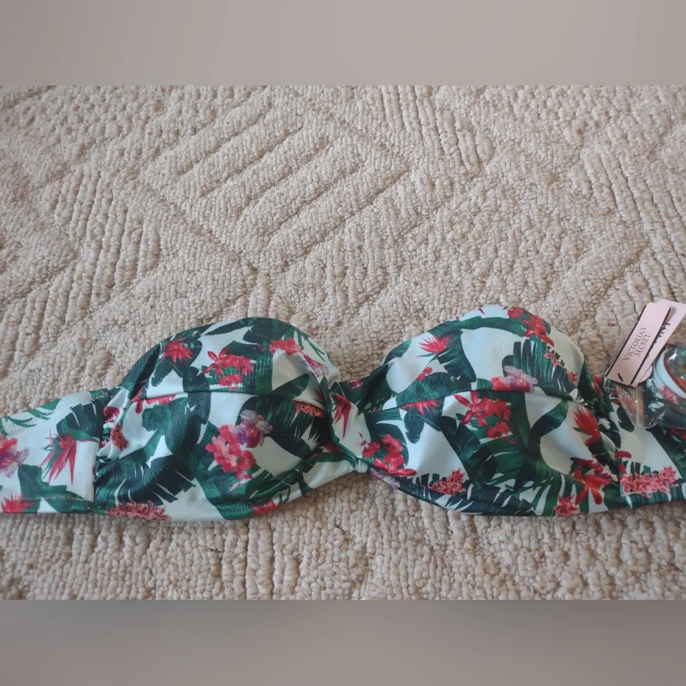 Victoria Secret Swim Top - Picture 2 of 15